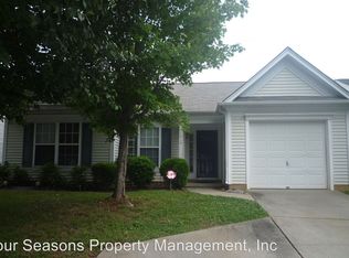 7414 Stone Mountain Ct, Charlotte, NC 28262