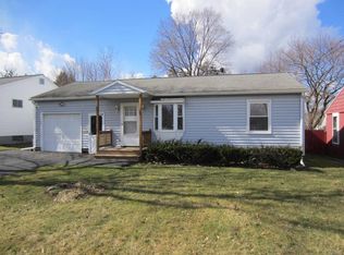 243 Ridge Ave, Liverpool, NY 13088