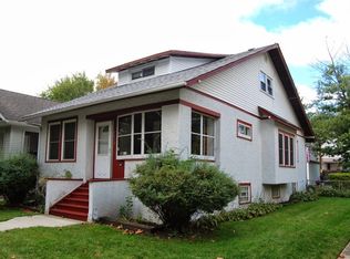 9800 S Walden Pkwy, Chicago, IL 60643