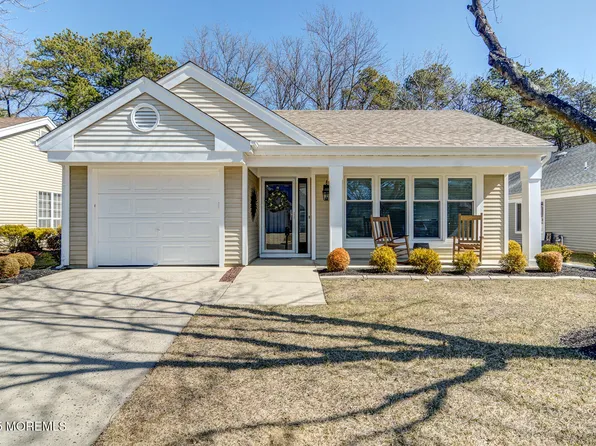 2221 Beltane Road, Toms River, NJ 08755