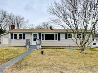 50 Sheldon St, Tiverton, RI 02878