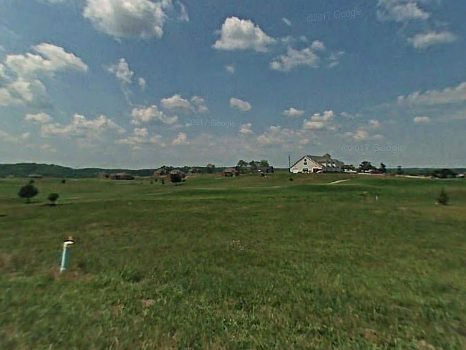 2nd image of 284 Inverness Trail