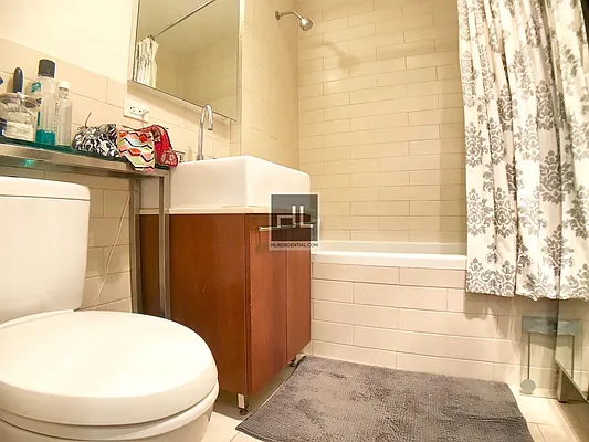 Rented by Highline Residential | media 6