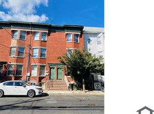 50 3rd St #2, Newark, NJ 07107