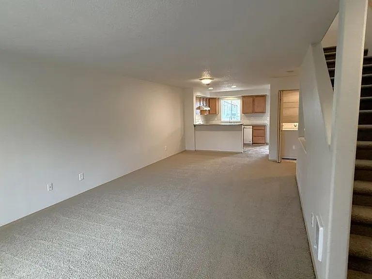 4466 NE Nicholson Loop — Photo 7