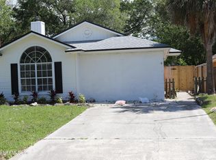 569 Camelia St, Atlantic Beach, FL 32233