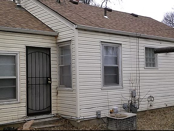 1715 E 22nd St N Exterior back_09042024