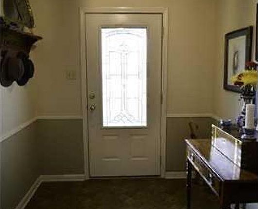 3rd image of 3931 Bayou Blvd