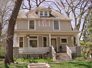 18 Hamilton Ave, Elgin, IL 60123