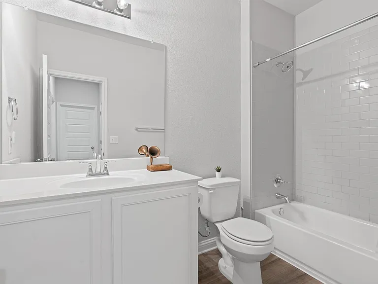7906 Mandela Bnd — Photo 15