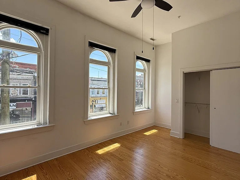 1718 E Main St — Photo 18