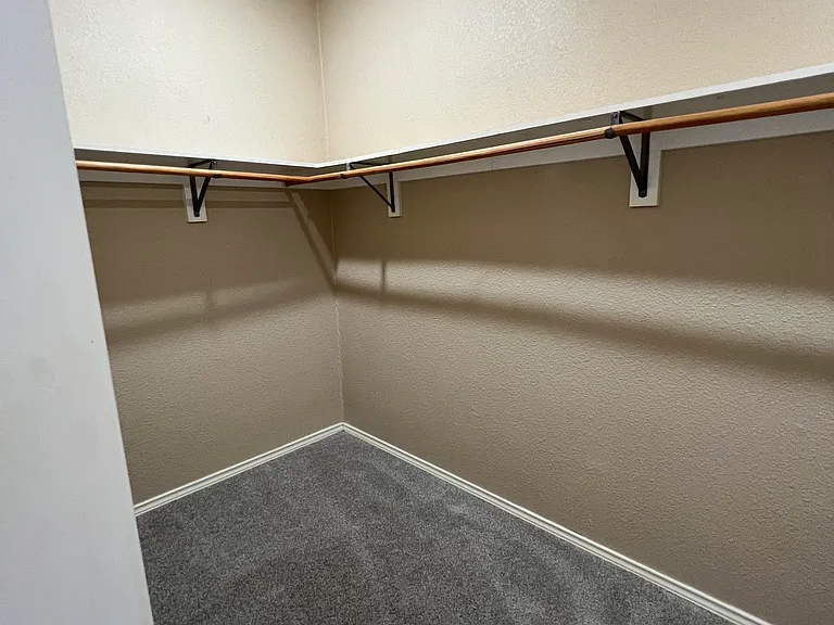 510 Norwood Pl #7 — Photo 8