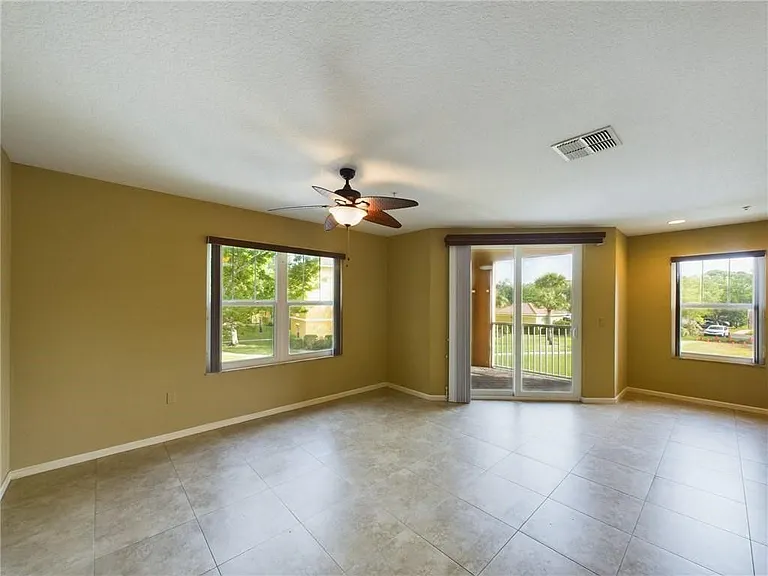 5020 Fairways Cir #J205 — Photo 9