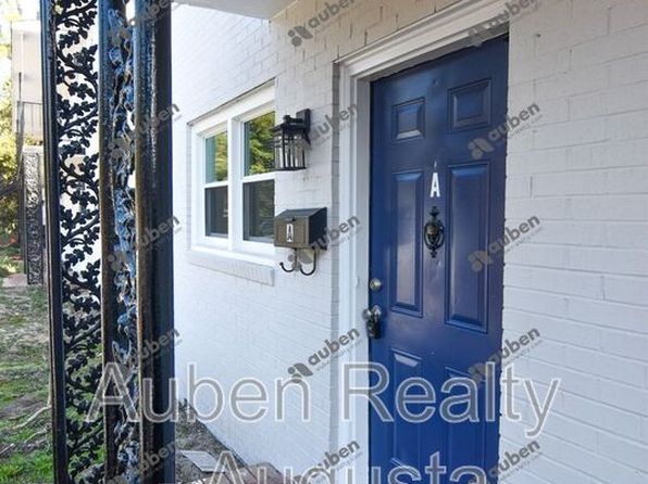 1602 Johns Rd APT A