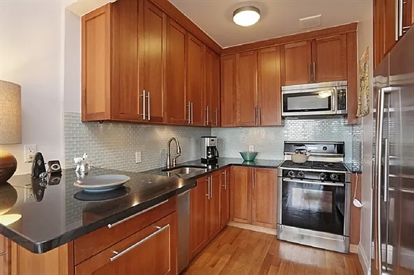 Sold by Citi Habitats | media 8