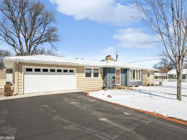 5320 46th Ave N, Robbinsdale, MN 55422
