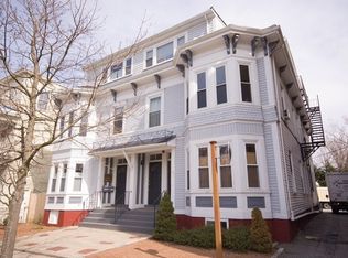 138-140 Huron Ave UNIT 8, Cambridge, MA 02138