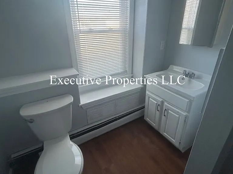 205 N Main St #2 — Photo 4