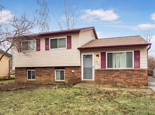 2826 Blarefield Dr, Columbus, OH 43231