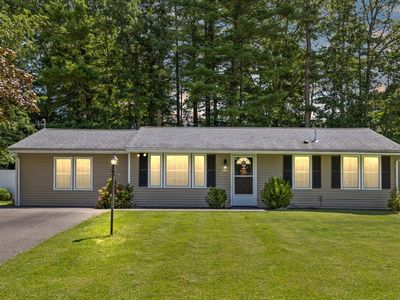 100 Francine Rd, Raynham, MA, 02767