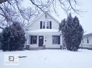 2281 E William St, Decatur, IL 62521