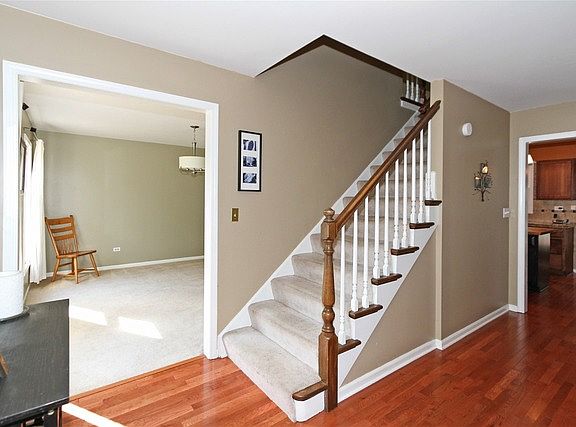 3rd image of 795 Interlaken Dr
