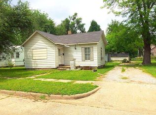 408 Gladys St W, Sikeston, MO 63801