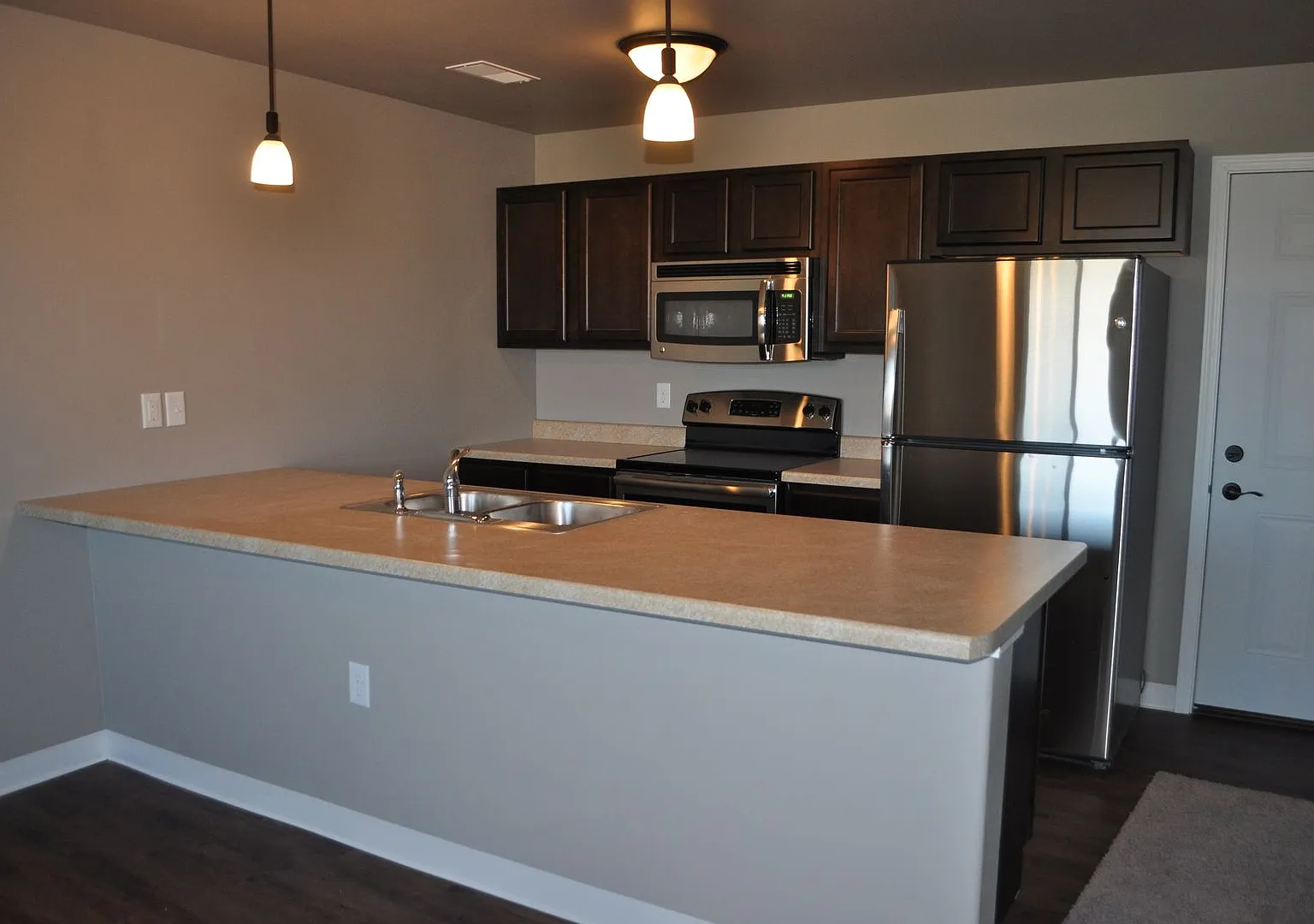 Willow Ridge 591 — Photo 1
