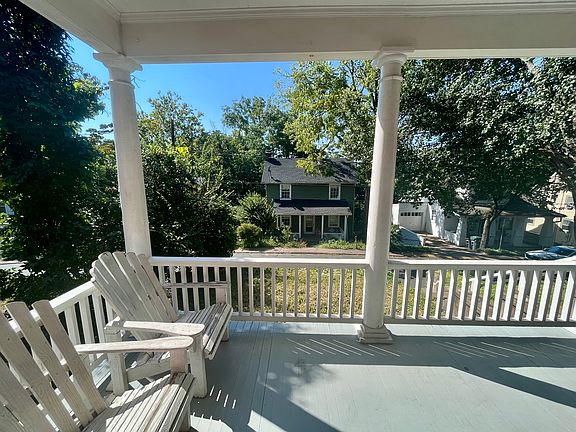 3rd image of 411 Altamont St #1