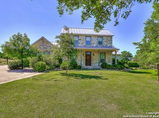 112 Valley Knl, Boerne, TX 78006