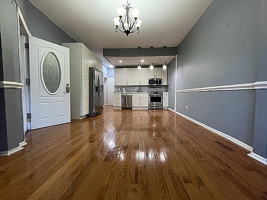 1st image of 60-70 60th Ave #1