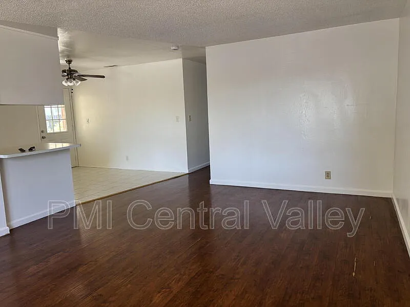 4 bed, 2.0 bath, 1248 sqft, $2,300 — Photo 4