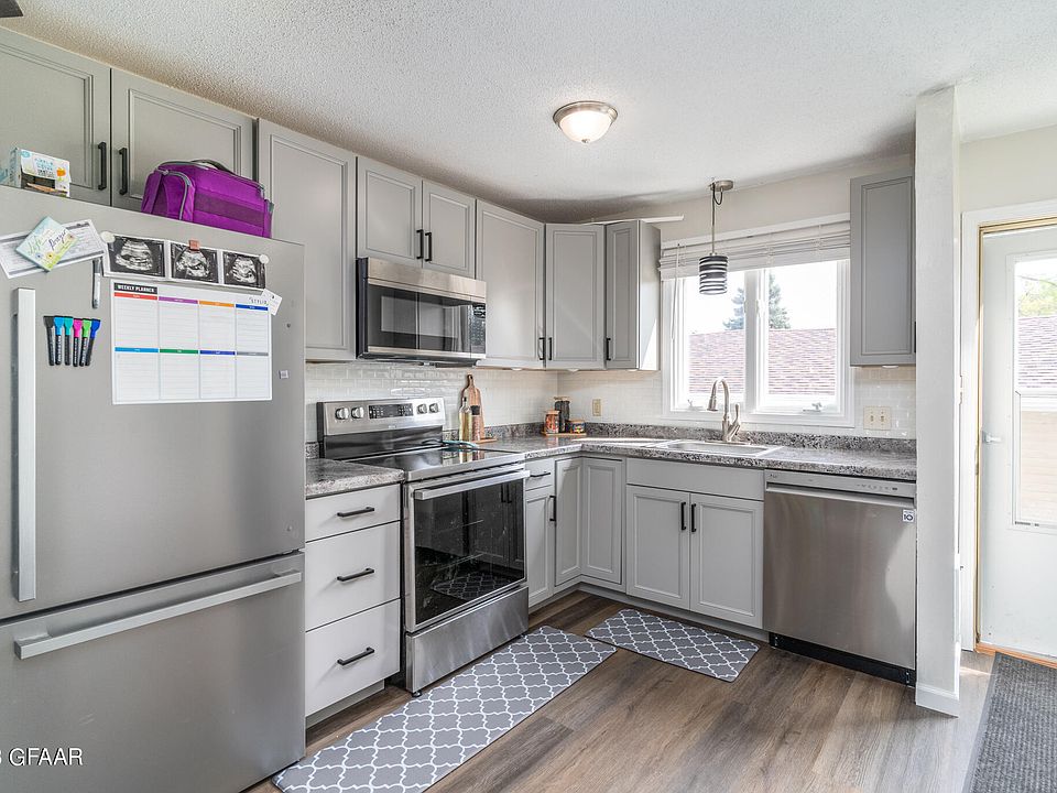 1901 24th Ave S APT 11, Grand Forks, ND 58201 Zillow