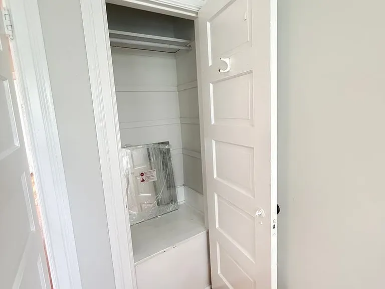 1165 Abbey Pl NE — Photo 11