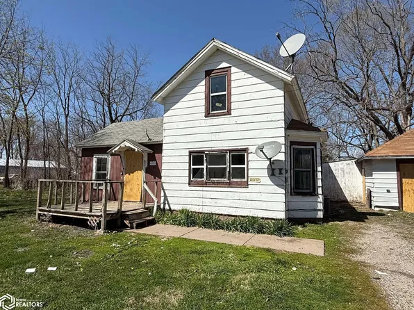 100 E Webster St, Letts, IA 52754
