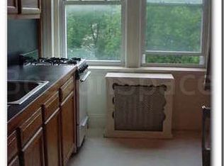 21 Commonwealth Ter, Brighton, MA 02135