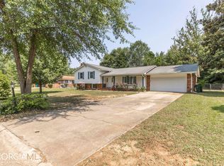 1403 Cambridge Rd, Perry, GA 31069