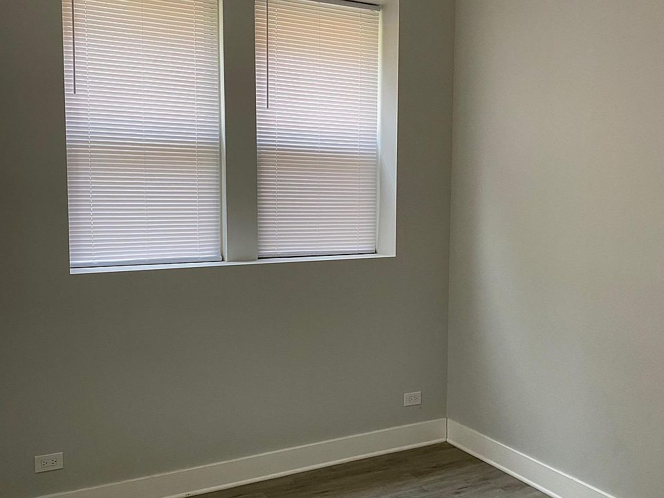 Bedroom #1