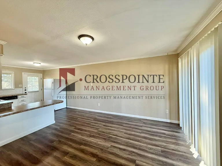 11488 Spur 248 Lease Up Only — Photo 3