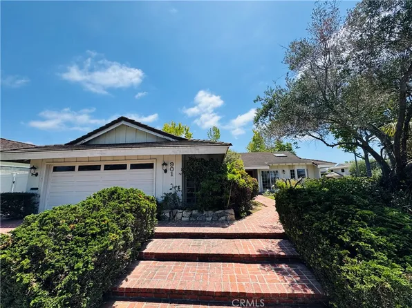 901 Cercis Pl, Newport Beach, CA 92660