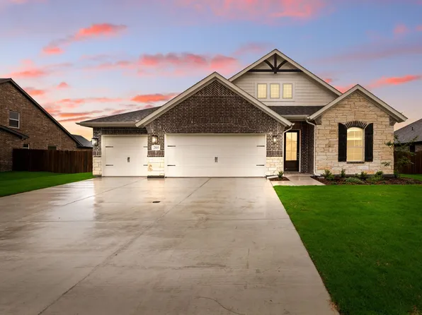 205 Aero Vista Dr, Caddo Mills, TX 75135