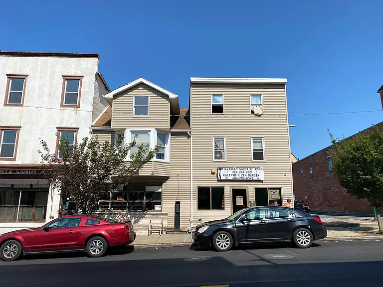 635 Main St #2 — Photo 17