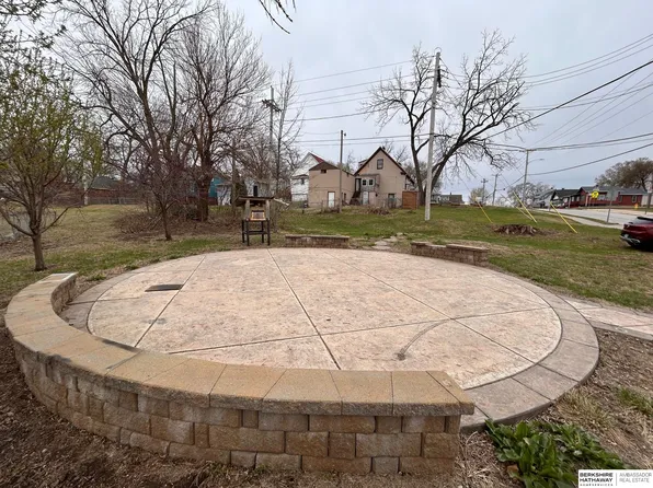 1715 N 35th St, Omaha, NE 68111