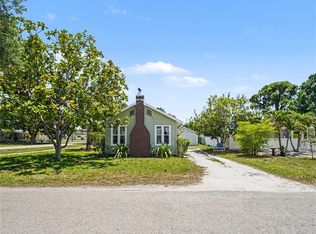 2222 Florinda St, Sarasota, FL 34231