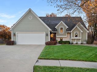 2510 SW Valley Glen Ct, Topeka, KS 66614