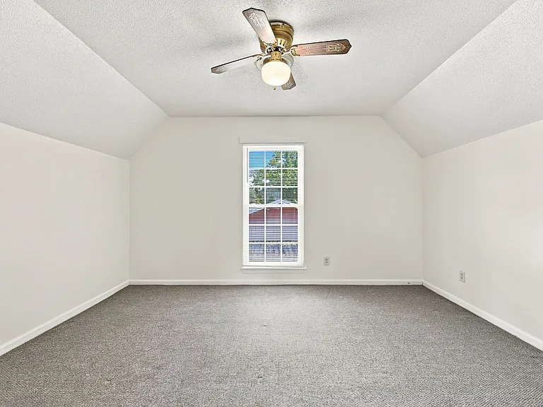 314 Linwood Dr — Photo 9