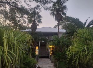 829 Desoto Dr, Dauphin Island, AL 36528