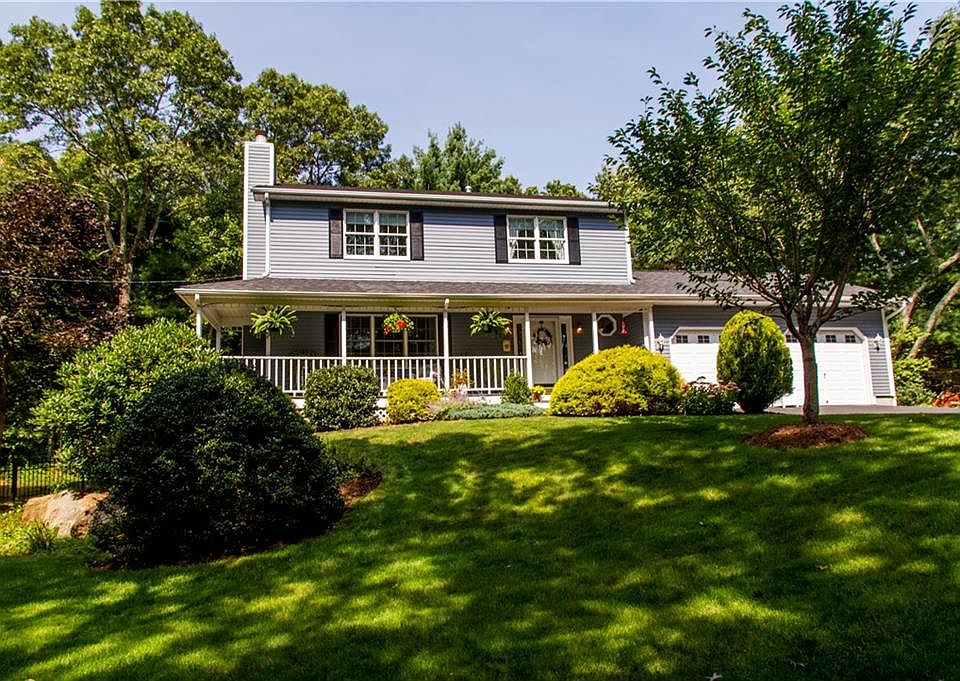 1st image of 30 Linden Ln