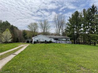 14181 Radcliffe Rd, Chardon, OH 44024