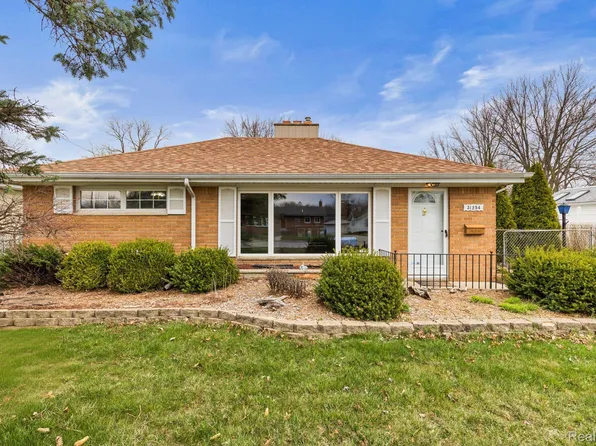 31254 Bock St, Garden City, MI 48135
